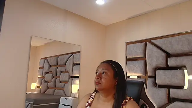 Snapshot of Rachell_Carter chatting on 20, 5, 2026 Rachell Carter online show from 20, 5, 2026