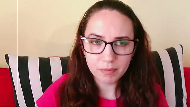 Snapshot of EmilyHotAngel chatting on 9, 6, 2026 EmilyHotAngel online show from 9, 6, 2026