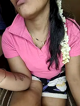 Snapshot of Tamil__Thara003 chatting on 28, 6, 2026 Tamil Thara003 online show from 28, 6, 2026