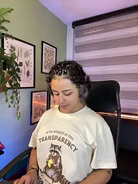 Lusiana   online show from 28, 5, 2026