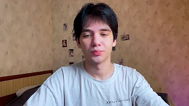 Snapshot of Zombde chatting on 2, 7, 2026 Zombde online show from 2, 7, 2026
