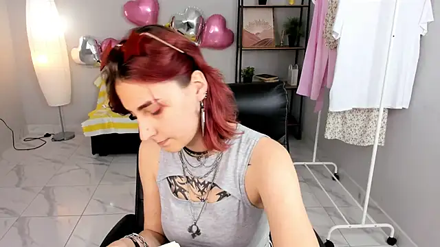 Cruela Bena online show from 10, 5, 2026