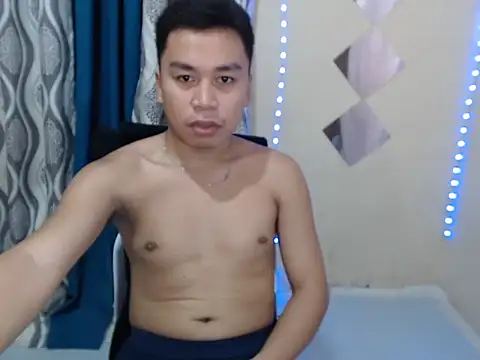 Snapshot of urasiankevin chatting on 5, 6, 2026 urasiankevin online show from 5, 6, 2026