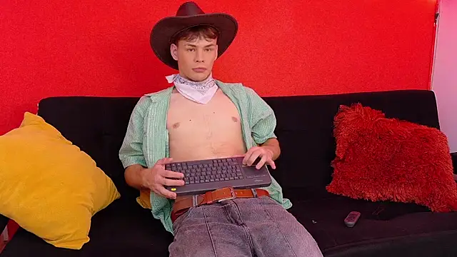 Snapshot of LoganSteel_ chatting on 20, 6, 2026 LoganSteel online show from 20, 6, 2026