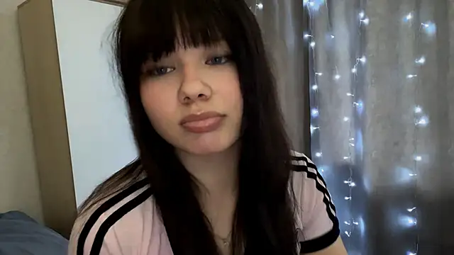 Snapshot of EmilyMercurial chatting on 15, 5, 2026 EmilyMercurial online show from 15, 5, 2026