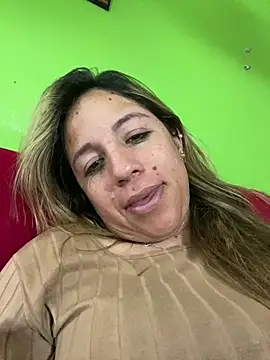 Snapshot of queen_silvanna chatting on 30, 6, 2026 queen silvanna online show from 30, 6, 2026