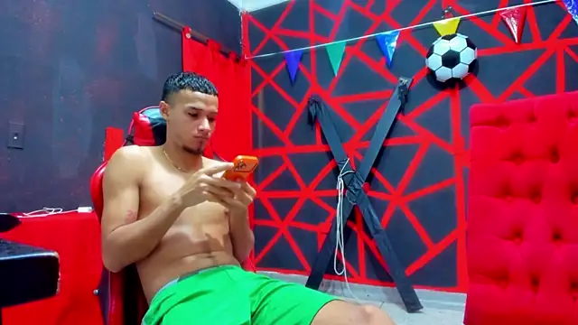 friends lust latin online show from 21, 6, 2026