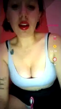 Annie loveer online show from 6, 7, 2026