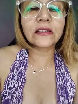Snapshot of vitaminafranccesca chatting on 5, 6, 2026 vitaminafranccesca online show from 5, 6, 2026