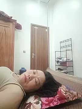 Snapshot of -Lytina- chatting on 7, 6, 2026 -Lytina- online show from 7, 6, 2026