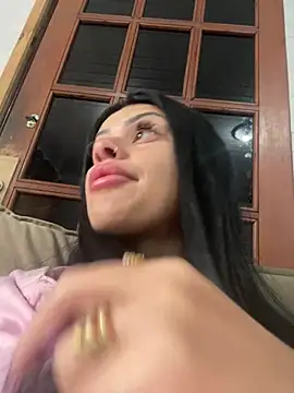 Snapshot of belababyy chatting on 20, 6, 2026 belababyy online show from 20, 6, 2026