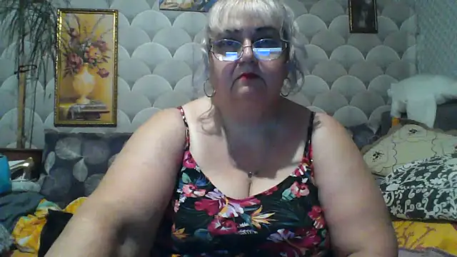 MarinaFarina53 online show from 1, 7, 2026