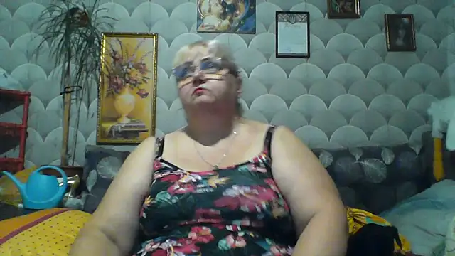 MarinaFarina53 online show from 2, 7, 2026