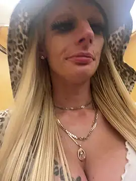 blonDDbombsheLL99 online show from 29, 5, 2026