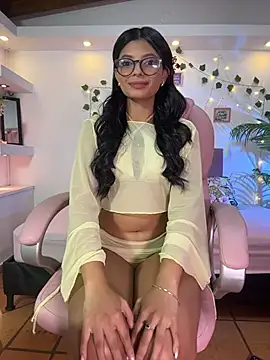 Snapshot of isabel_space chatting on 11, 5, 2026 isabel space online show from 11, 5, 2026