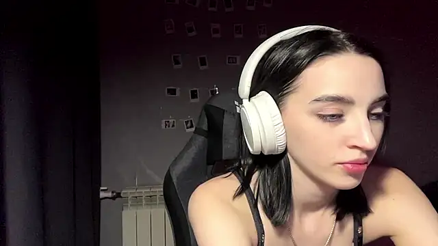NightFoxxx online show from 5, 6, 2026