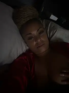 Missprettythang online show from 18, 5, 2026