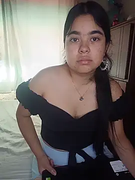 MiiaHott W online show from 17, 6, 2026