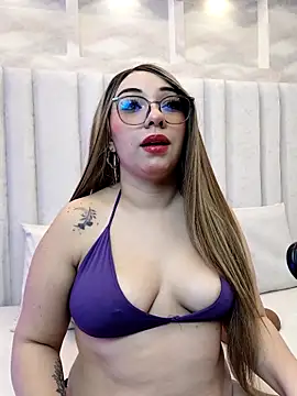 Snapshot of bella_lanna chatting on 13, 6, 2026 bella lanna online show from 13, 6, 2026