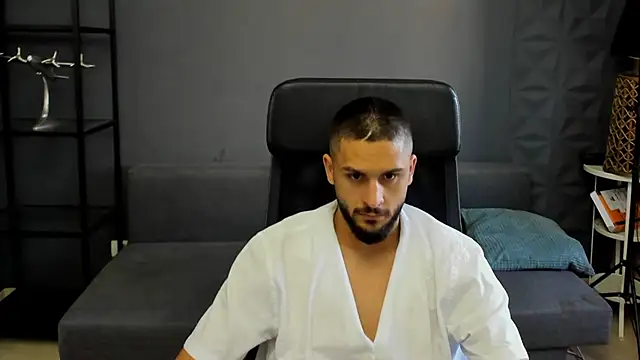 TroyWadee online show from 28, 6, 2026
