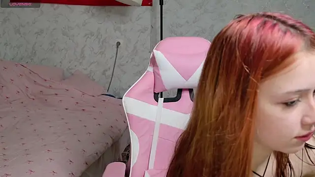 Snapshot of Luvellia chatting on 16, 6, 2026 Luvellia online show from 16, 6, 2026