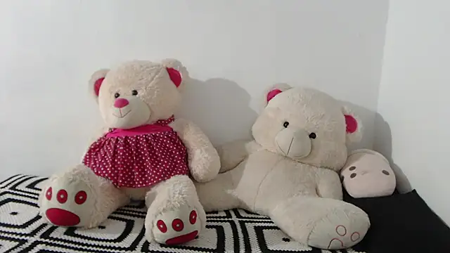 Natalia Dahlia online show from 28, 6, 2026