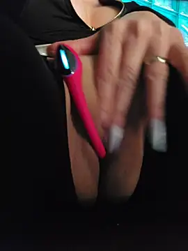 Snapshot of MILFBARBY chatting on 16, 4, 2026 MILFBARBY online show from 16, 4, 2026