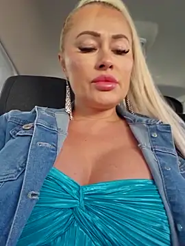 Snapshot of MILFBARBY chatting on 17, 5, 2026 MILFBARBY online show from 17, 5, 2026