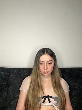 Sarisloves online show from 21, 7, 2026