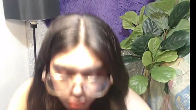 RoseAmarie online show from 18, 6, 2026