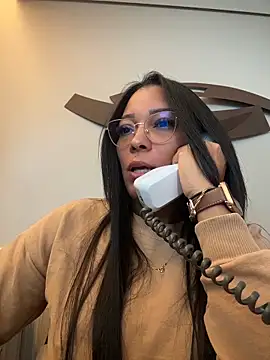modelisa01 online show from 5, 6, 2026