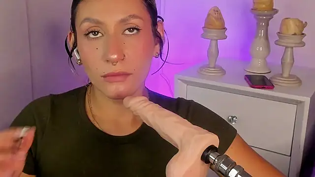 ValkaDoll online show from 7, 6, 2026