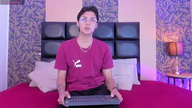 tian sex online show from 15, 5, 2026