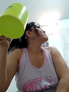 Snapshot of Casandra_inthemorning chatting on 16, 5, 2026 Casandra inthemorning online show from 16, 5, 2026