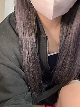 Snapshot of luna_sleepy chatting on 17, 5, 2026 luna sleepy online show from 17, 5, 2026