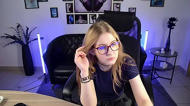 lanafitch online show from 11, 6, 2026