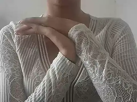 Snapshot of desiregirl1 chatting on 13, 5, 2026 desiregirl1 online show from 13, 5, 2026