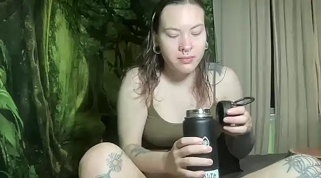 Snapshot of mo0ngoddess chatting on 31, 1, 2025 mo0ngoddess online show from 31, 1, 2025