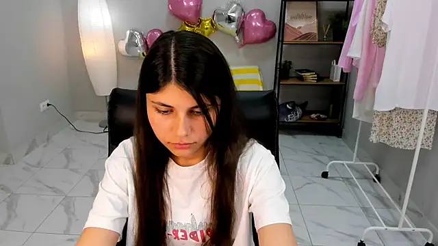Sara Morion online show from 25, 5, 2026