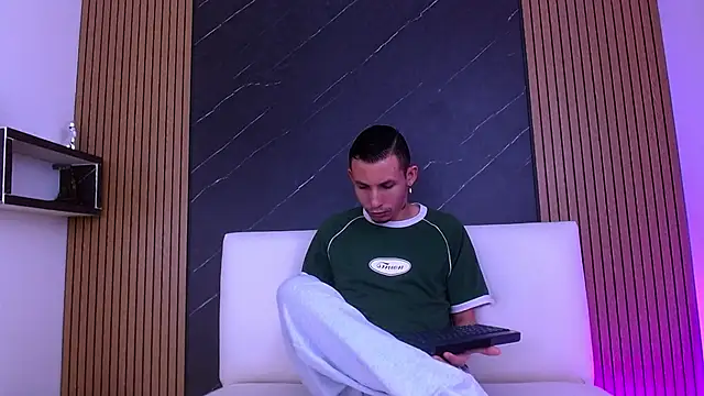 Isak Berekoa online show from 20, 6, 2026