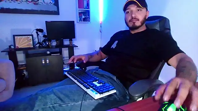 Snapshot of Thiago_420 chatting on 15, 5, 2026 Thiago 420 online show from 15, 5, 2026