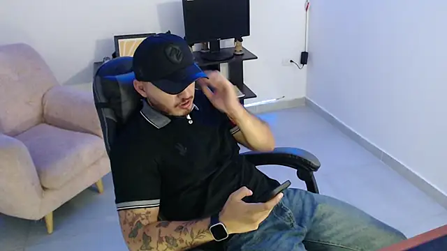 Snapshot of Thiago_420 chatting on 3, 6, 2026 Thiago 420 online show from 3, 6, 2026
