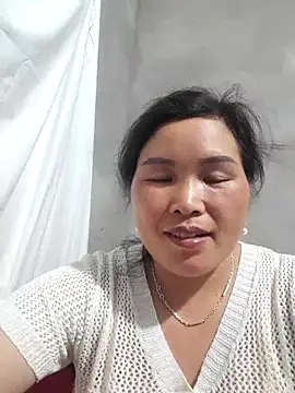 Snapshot of myle-couple22 chatting on 21, 5, 2026 myle-couple22 online show from 21, 5, 2026