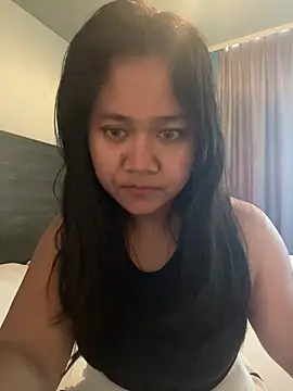 YunaBaby69 online show from 18, 5, 2026