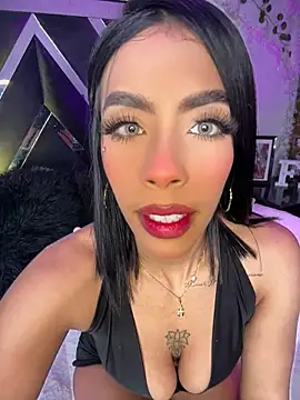 Snapshot of FiorellaBossh_ chatting on 26, 5, 2026 FiorellaBossh online show from 26, 5, 2026