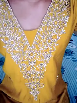 Ipho girl online show from 4, 6, 2026