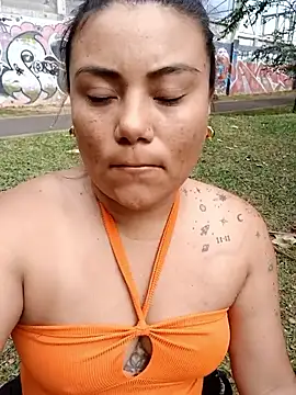 Sexy macarena outdoors online show from 23, 5, 2026