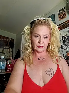 NutNmyGUTdaddy online show from 2, 8, 2026