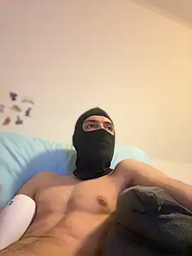 Snapshot of Z-man- chatting on 21, 5, 2026 Z-man- online show from 21, 5, 2026