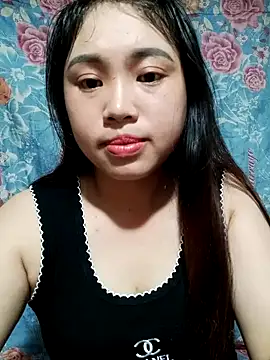 Snapshot of _YouAreMySunShine_ chatting on 13, 5, 2026 YouAreMySunShine online show from 13, 5, 2026